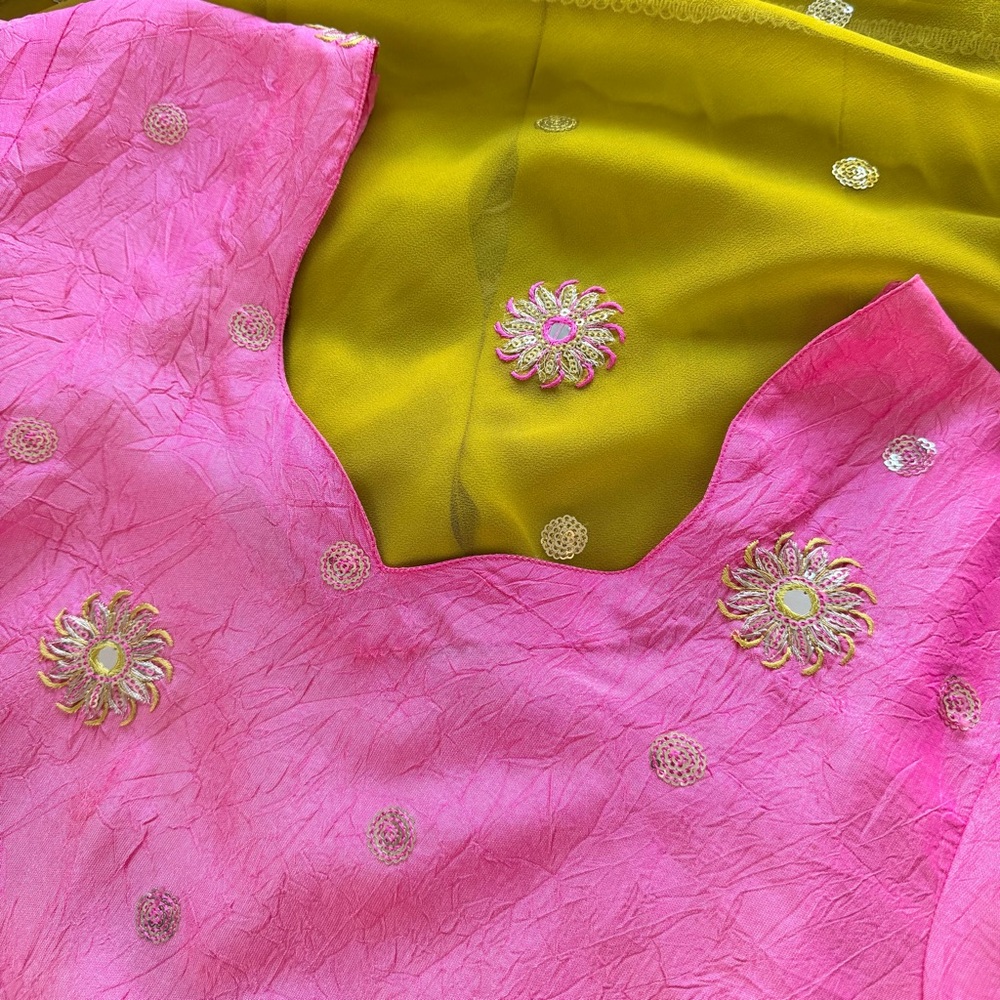 Bright Salwar Kameez EUC - Picture 8 of 10